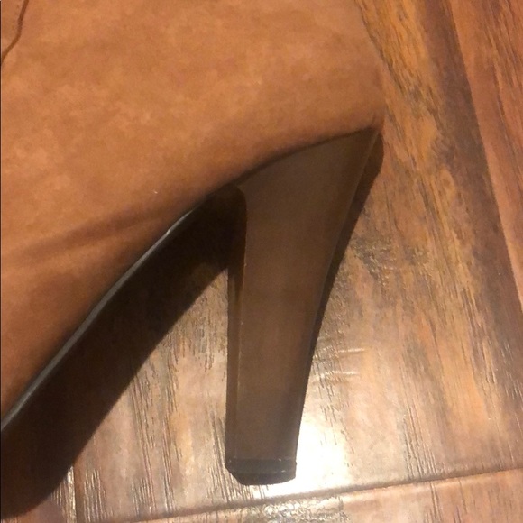 Charlotte Russe Puffin Boots - Picture 5 of 5
